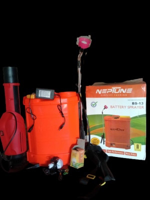 Battery sprayer with blower and led